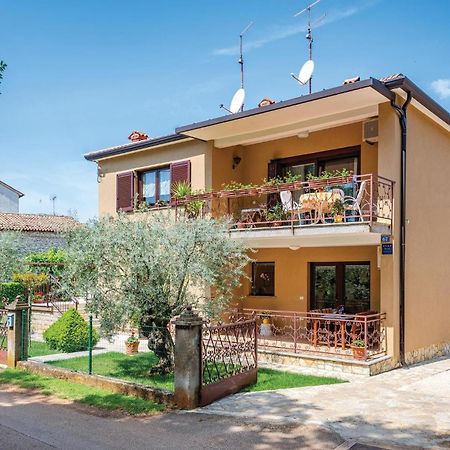 Stunning Apartment In Umag With Wifi Exteriér fotografie