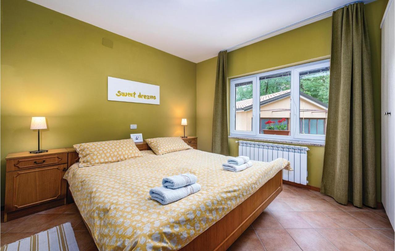 Stunning Apartment In Umag With Wifi Exteriér fotografie
