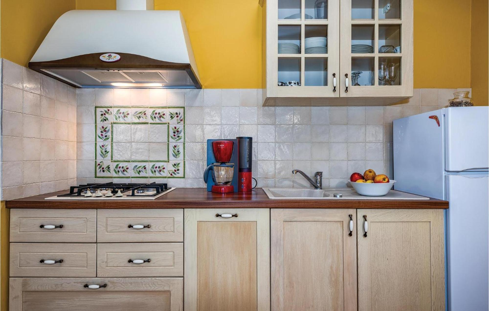 Stunning Apartment In Umag With Wifi Exteriér fotografie